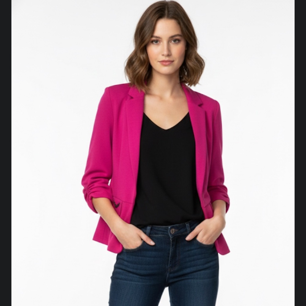 Soho Women's Fuchsia Blazer one hook closure  size large